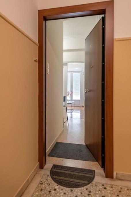 Kerameikos 2 Bedroom Apartment 아테네 외부 사진