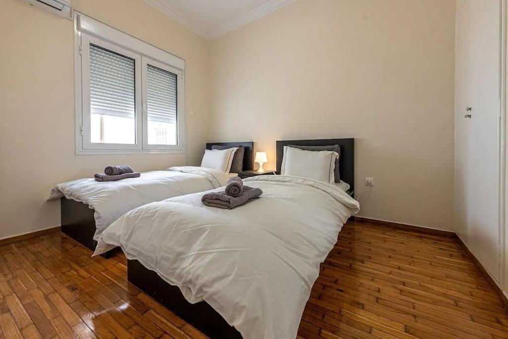 Kerameikos 2 Bedroom Apartment 아테네 외부 사진